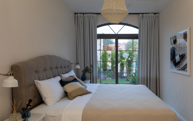 Zigo's Hotel - Special Class