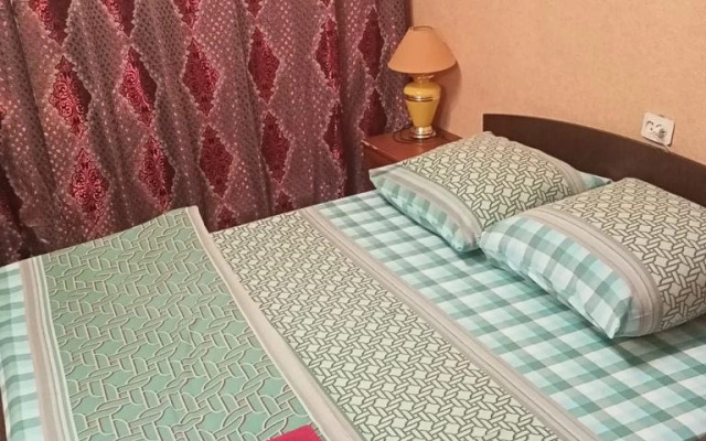 Апартаменты Sweet-Apartment на Лауреатов 43