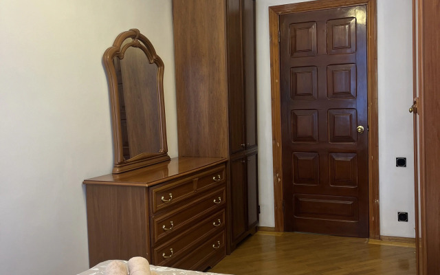 Квартира В центре Владикавказа с высокими потолками