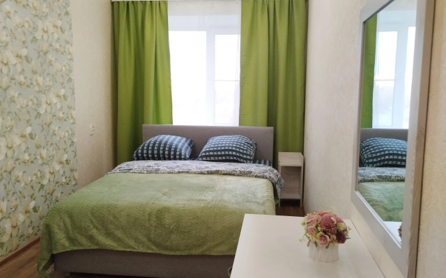 Dvukhkomnatnye Na Komsomolskoy Apartment