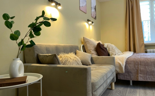 Yedem Vo Vredena! Uyutnye Kvartiry U Tsentra Travmatologii I Ortopedii Apartments