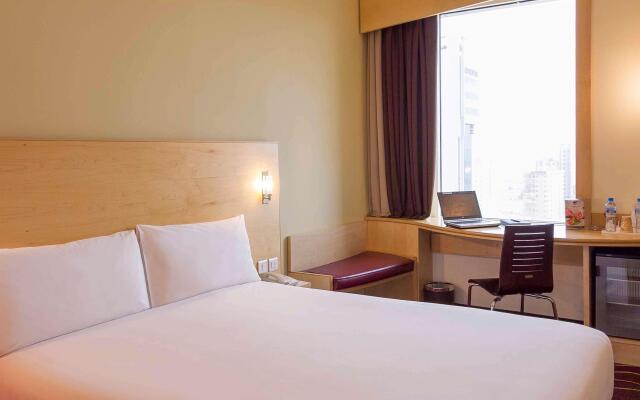 ibis Sharq Kuwait