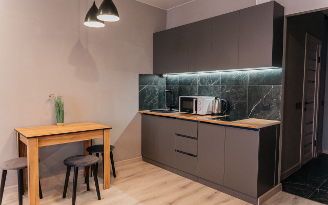 Квартира Стильная Студия с Джакузи Рядом с ЖД Вокзалом