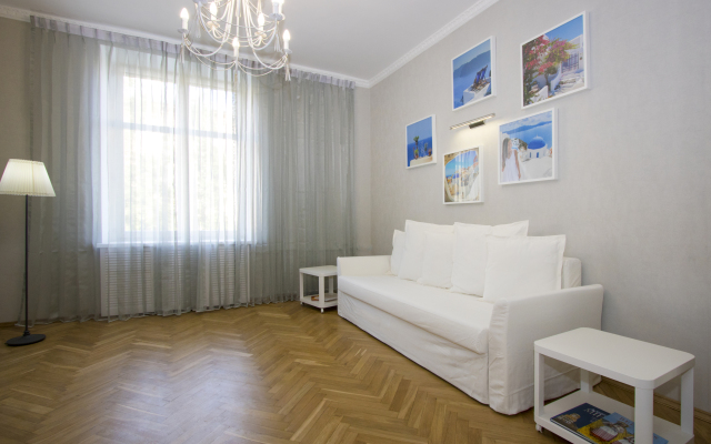 Апартаменты Маркса 50