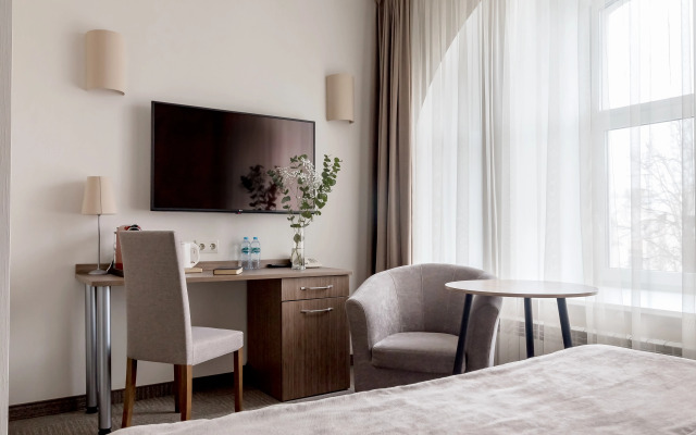 Staryij Dvorik Na Orlovskoj Hotel