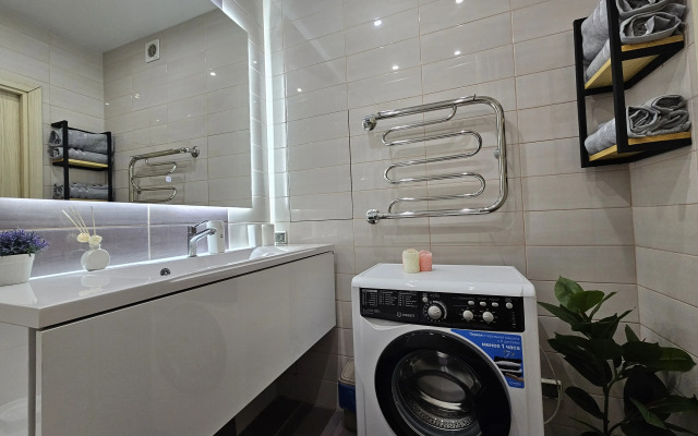 White Lodging Flat