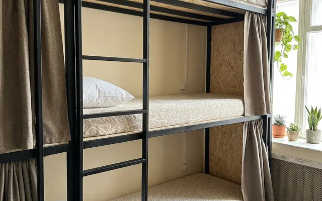 Хостел Лонган