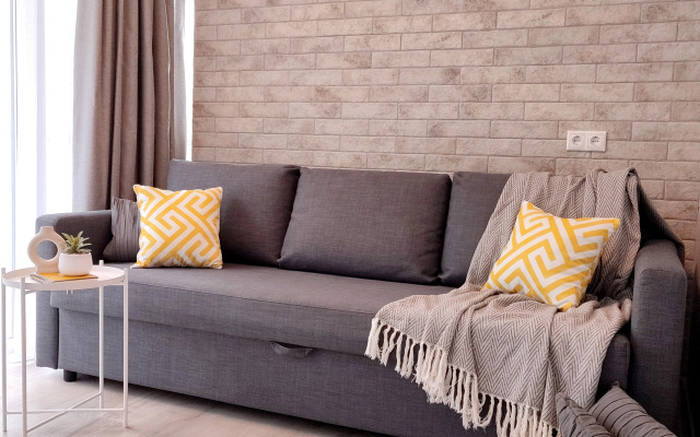 Квартира ГП 2/95 Дизайнерская и бассейн на территории комплекса