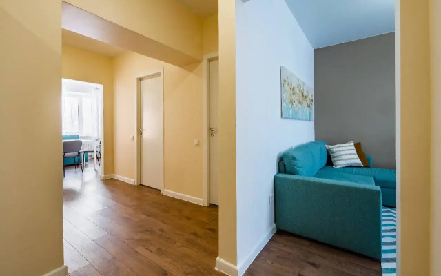 Prostornaya S Dizaynerskim Remontom Flat