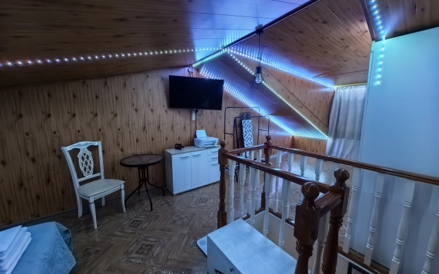 Uritskogo 33 Flat