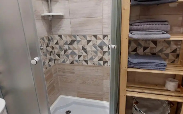 Uyutnaya I Vidovaya V Petrozavodske Flat