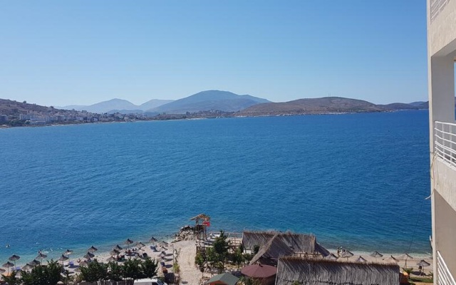 Limani Luxury Beachfront Apartments 2