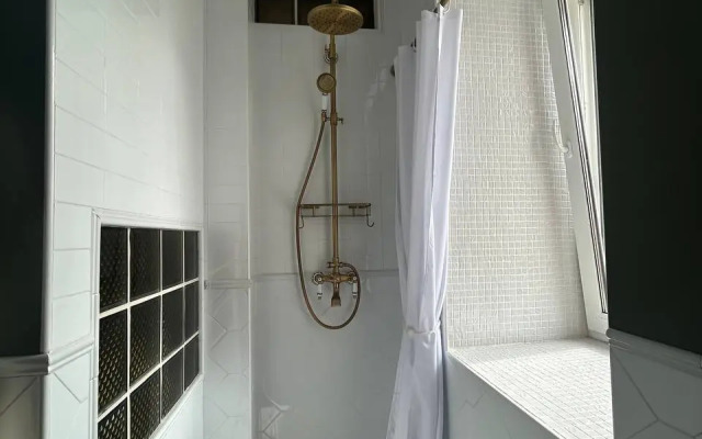U Baltiyskogo Vokzala Flat