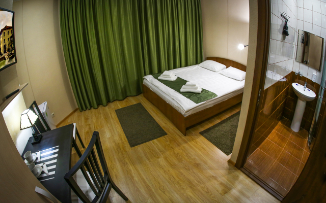 Globus Hotel