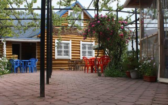Pod Klych na Kompanyu do 14 chelovek Guest House