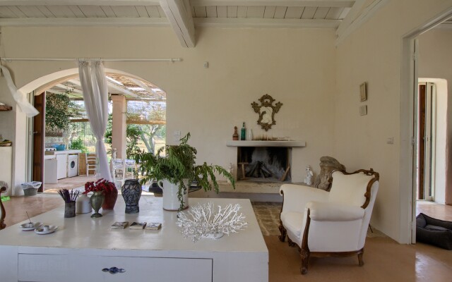 Prestige Alimini Guest House