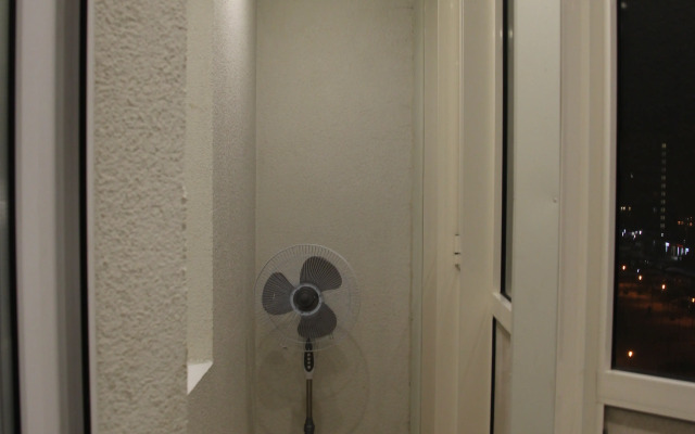 V Sovpemennom Zhilom Komplekce Flat