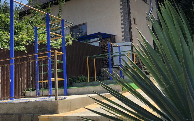 KiT Guest House