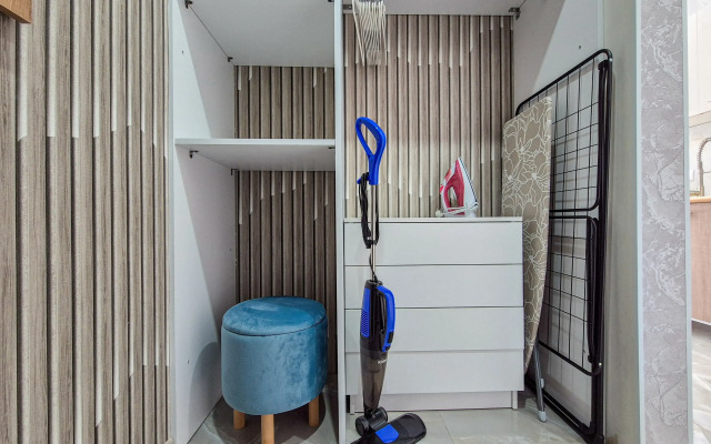 Prostornaya Studiya S Balkonom Flat