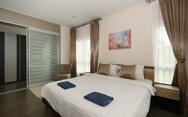 4 BR Saransiri Villa 2#l Pool Gym Garage Netflix	
