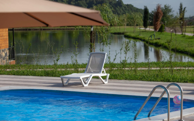 Курортный отель Moretoni Lake