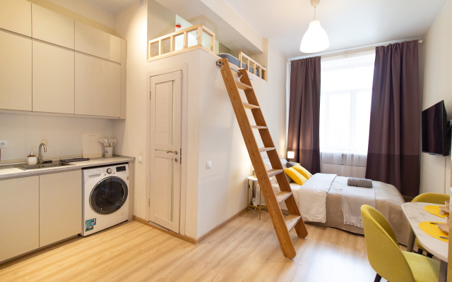 Na Klinskoy Flat