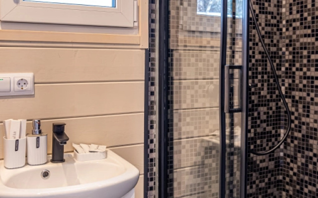 Коттедж Премиум с Терассой и Красивым Видом в Терсколе от Квартирукинг