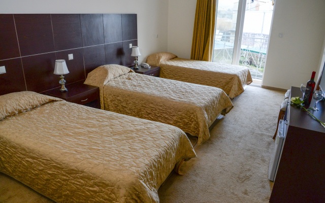 Arta Palace Hotel