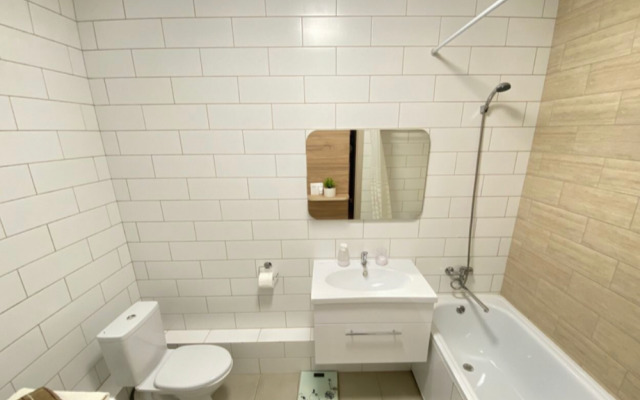 Квартира 8 Марта 202/4