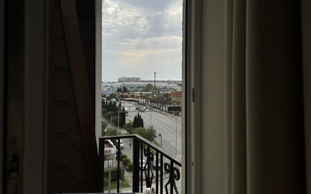 Dvuhmestniye na vtoroy beregovoy linii Apartments