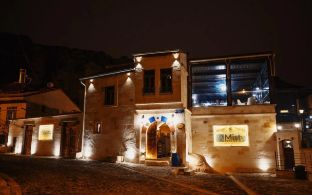 Misty Cave Hotel