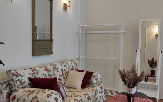 Uppapart Flat V Istoricheskom Tsentre SPb