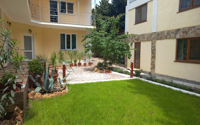 Bolshaya Medveditsa Guest House