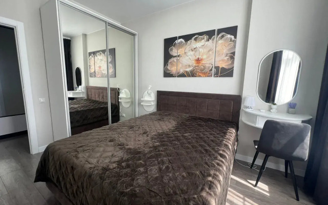 Квартира Евротрешка с Видом на Бacсeйн в ЖК Кипарис 263