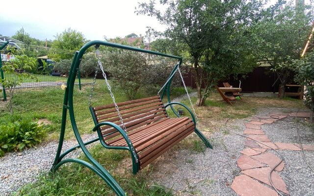 Granatovaya Private House