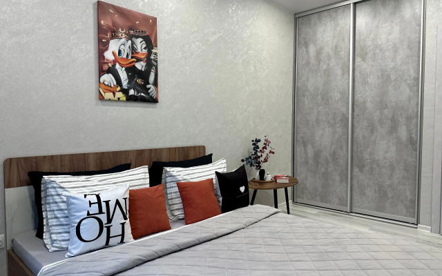 Квартира Живи Тут 89