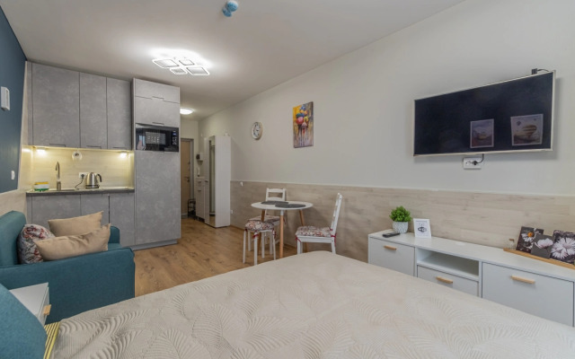 Apartamenty Uluchshennye Trekhmestnye SalutApart 8