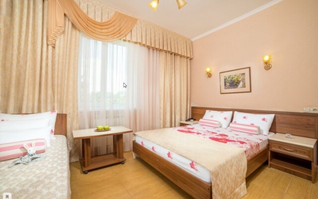 M+ Guest House