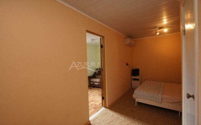 Kedr Guest House