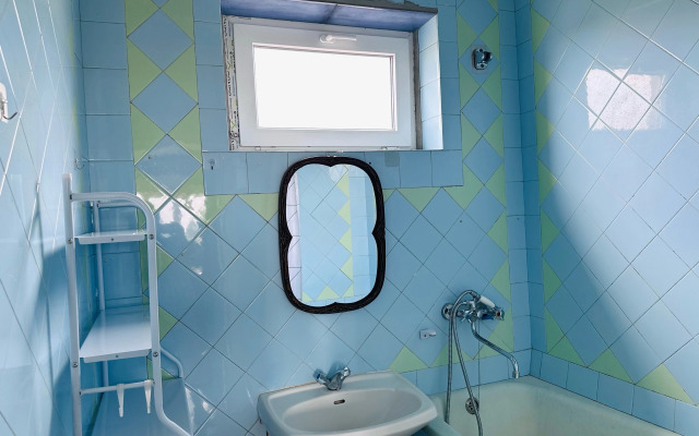 Flat S Balkonom Na Pochtovoy Ulitse