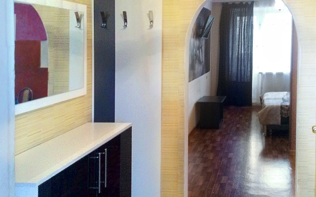 V Novom Dome Flat