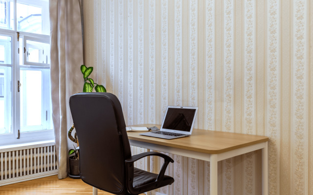 Квартира двухкомнатная у Русского музея