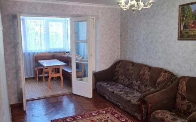 2kh Mestnaya Kvartira v Gagre Flat