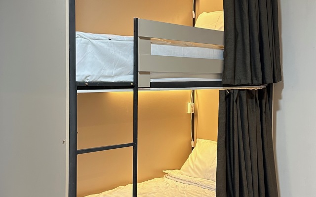 BestHost Hostel