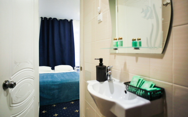 Seven Cabins Hostel