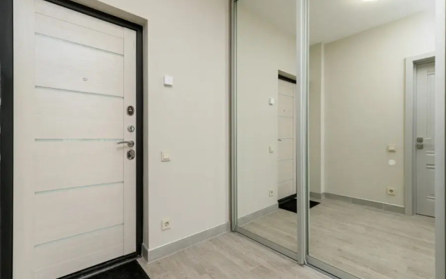 Studiya S Panoramnym Zastekleniem Dlya 3 Gostey Apartment