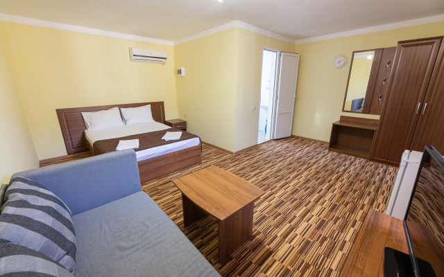 Viktoriya ONE Guest House
