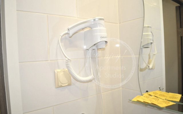 Квартира Enjoy Apartments & Studios — Акварели №1