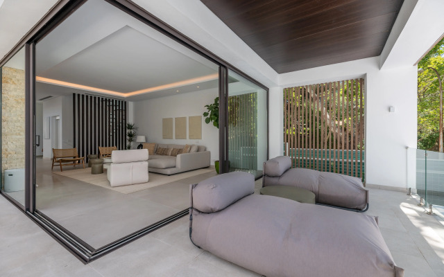 All About Villa Lavanda