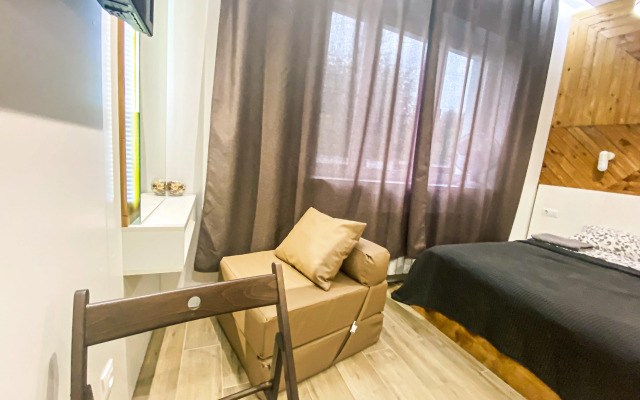 Layf Studiya №2, 17m2, na Tararykova 5 Flat